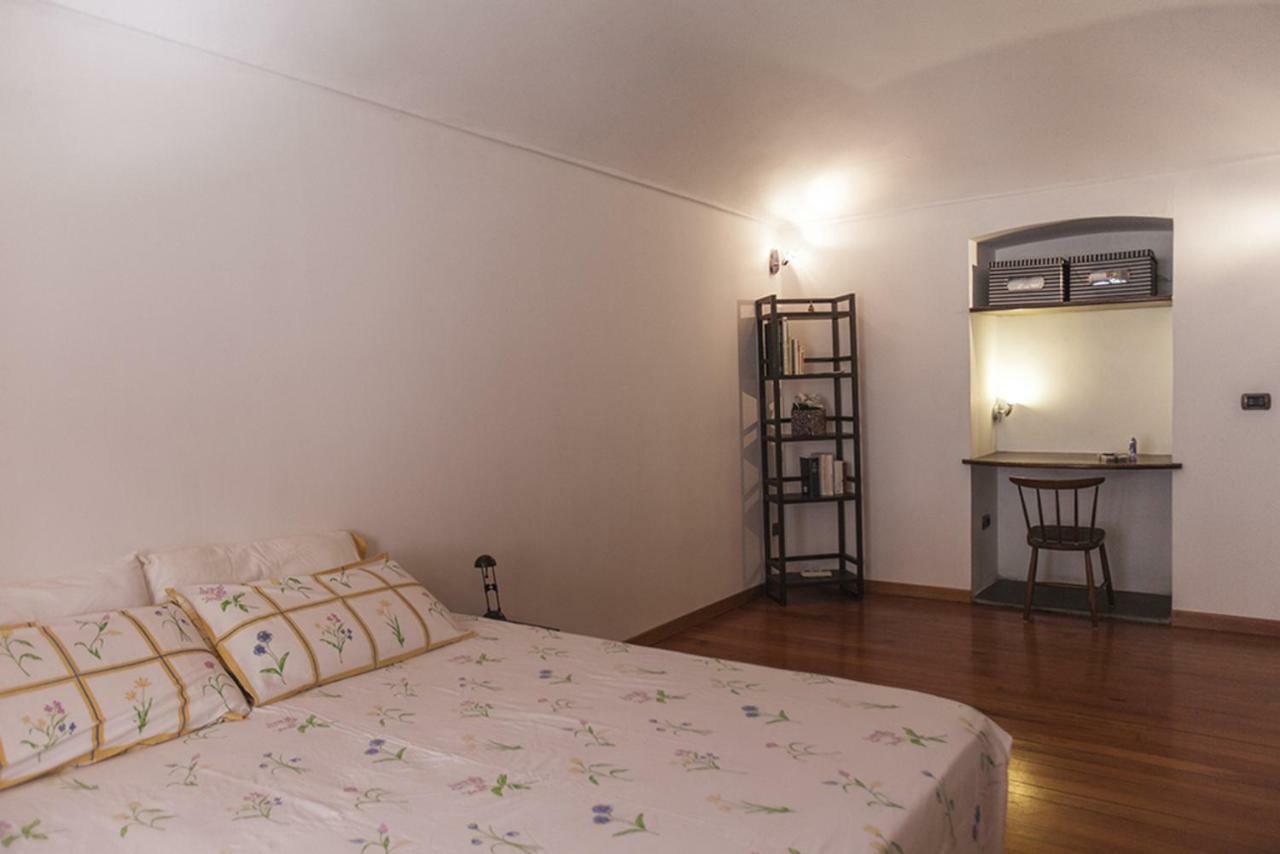 Appartement Monikapsa à Turin Extérieur photo